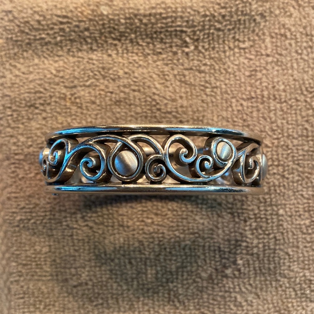 Brighton Bangle in excellent condition